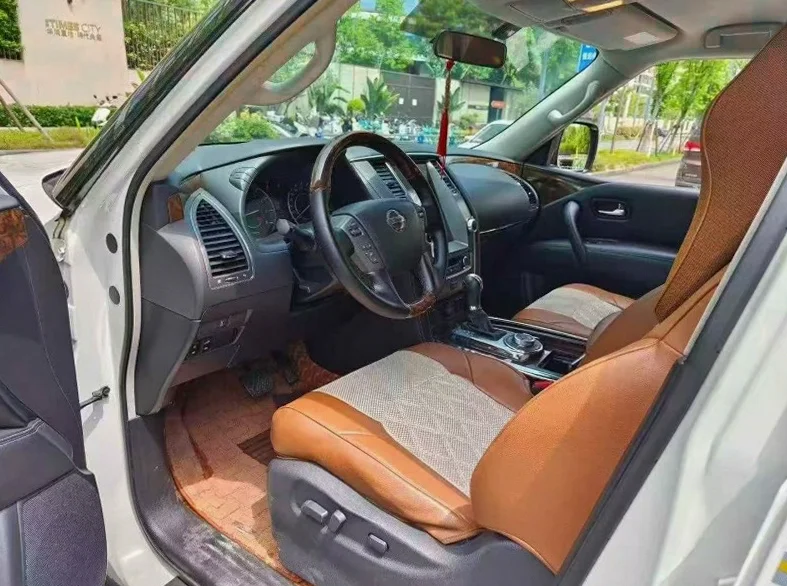 日产途乐 后面外观三