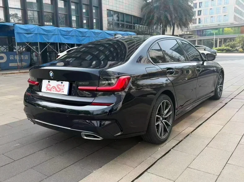 宝马3系 内饰前排