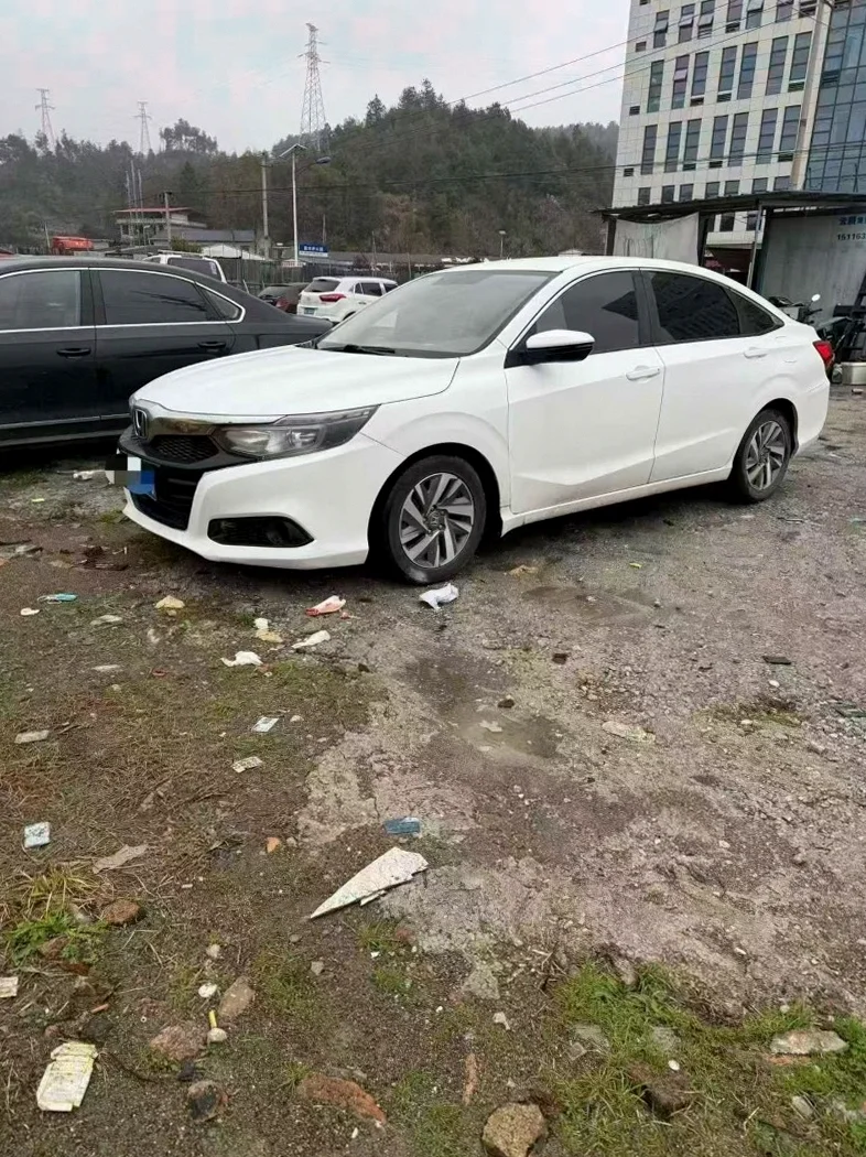 本田凌派 正面外观二