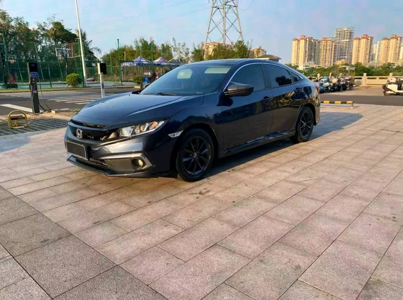 本田思域 正面外观三