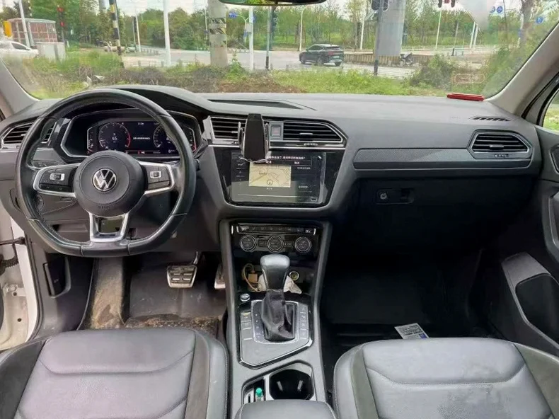 大众途观 后面外观二