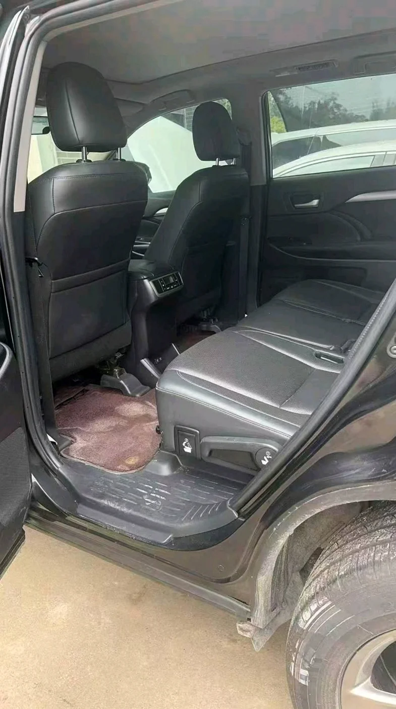 丰田汉兰达 后面外观二