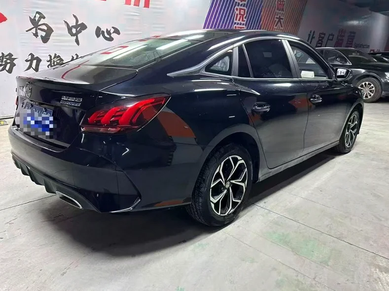 名爵5 后面外观三