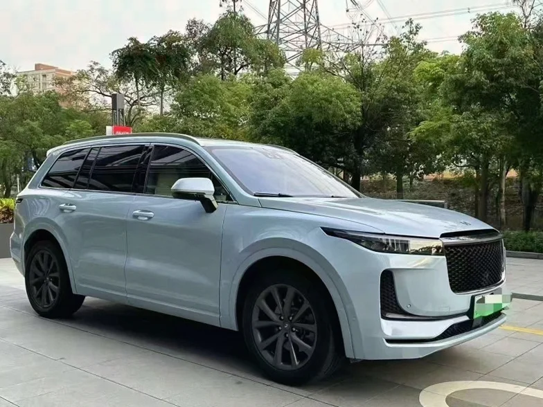 理想ONE 正面外观二