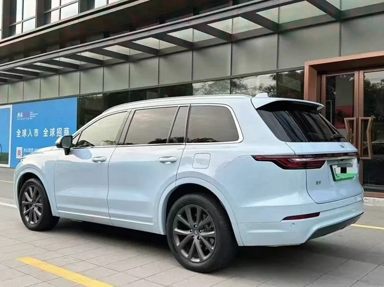 理想ONE 内饰后排