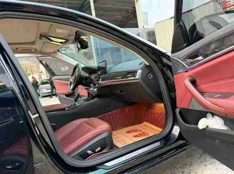 宝马5系 后面外观三