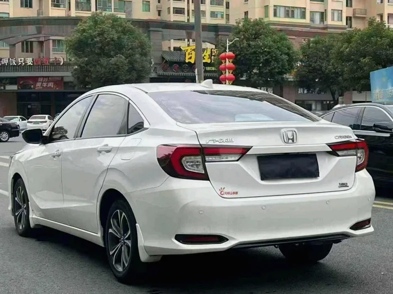 本田凌派 内饰后排