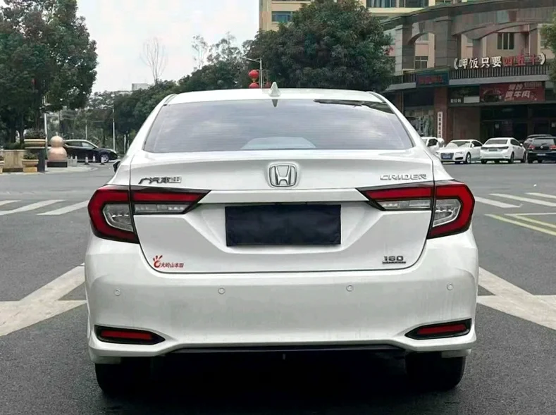 本田凌派 内饰前排