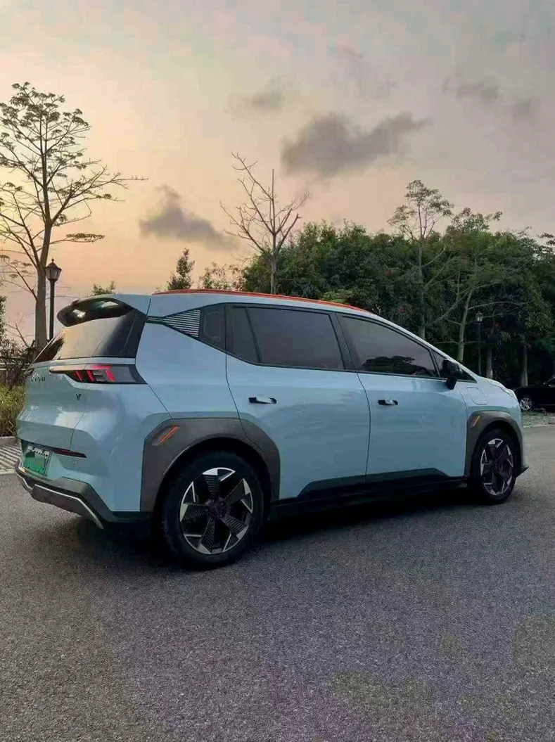 传祺埃安Y 内饰后排