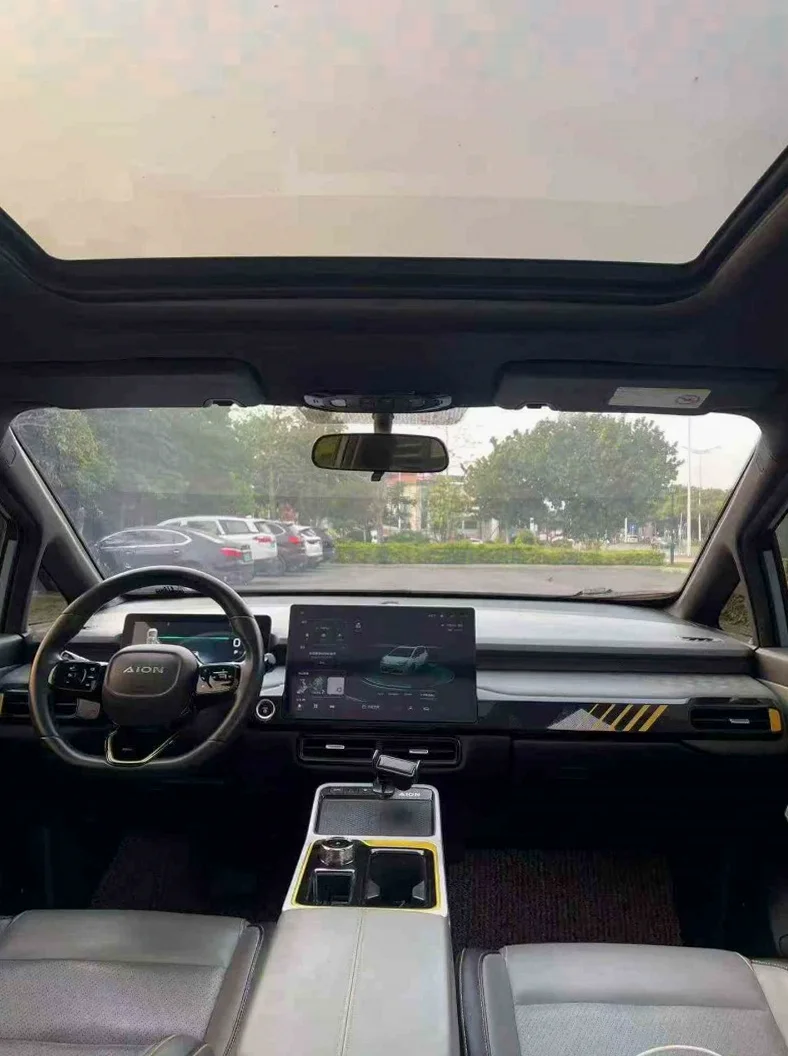 传祺埃安Y 后面外观三