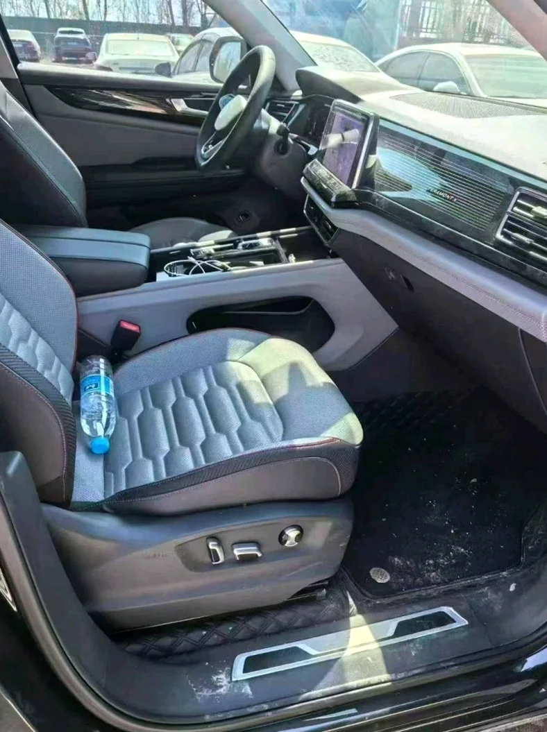 大众途昂 后面外观二