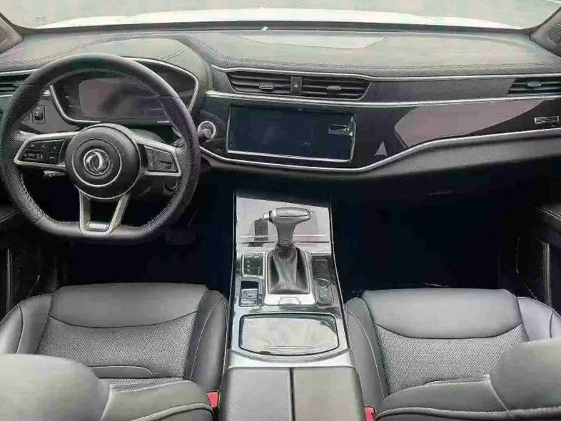 风光东风 后面外观一