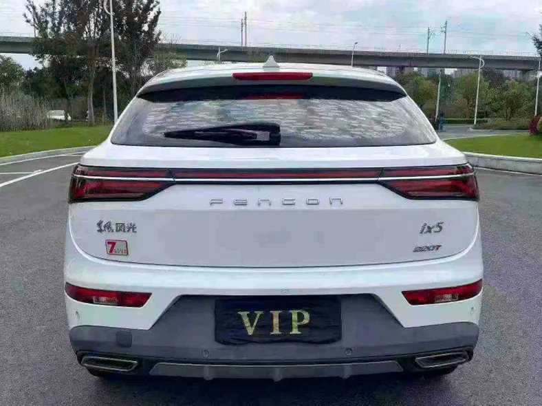 风光东风 内饰前排