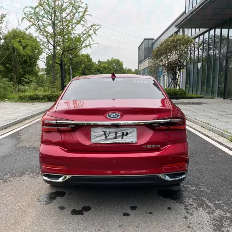 福特福睿斯 内饰后排