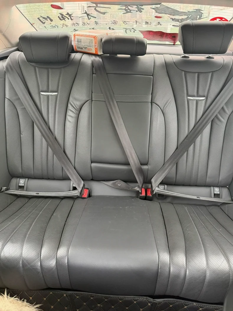 红旗H5 后面外观一