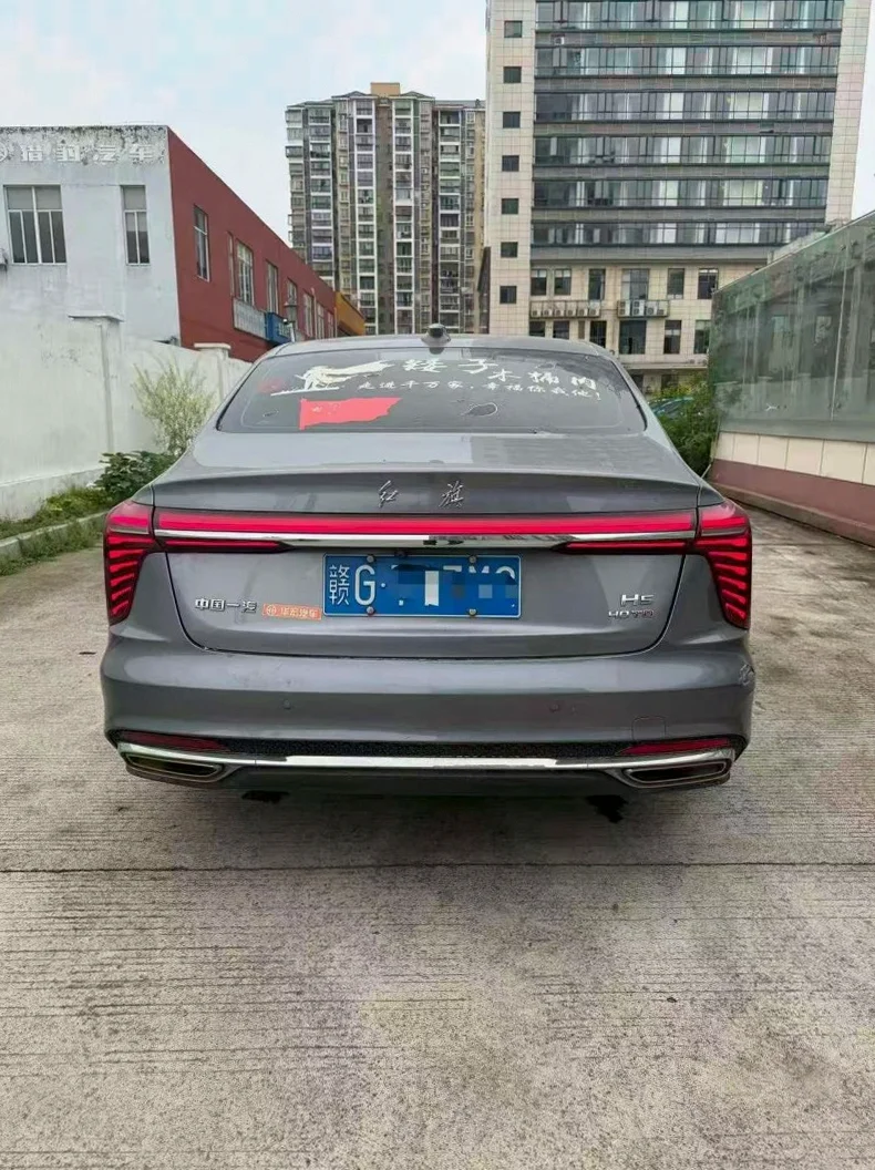 红旗H5 内饰前排