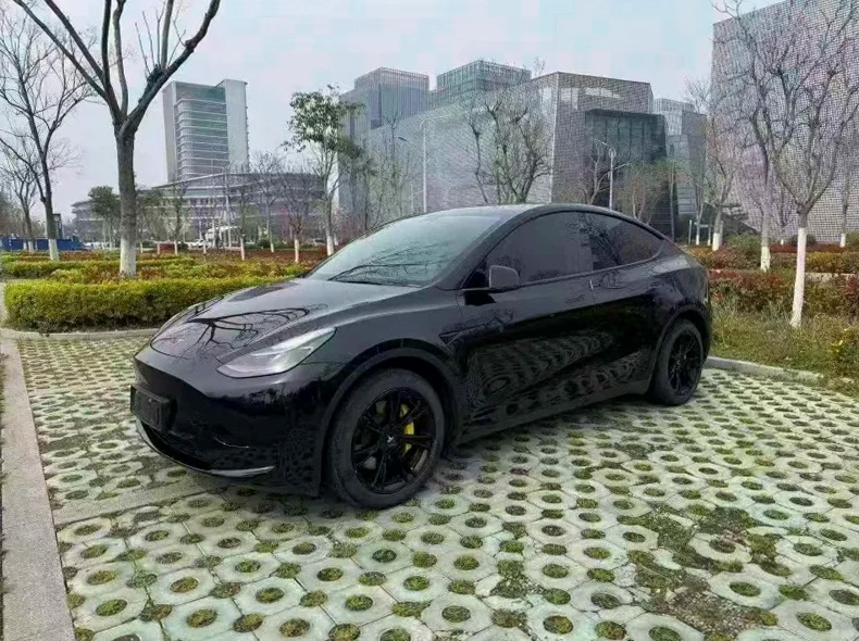 特斯拉MODEL 正面外观二