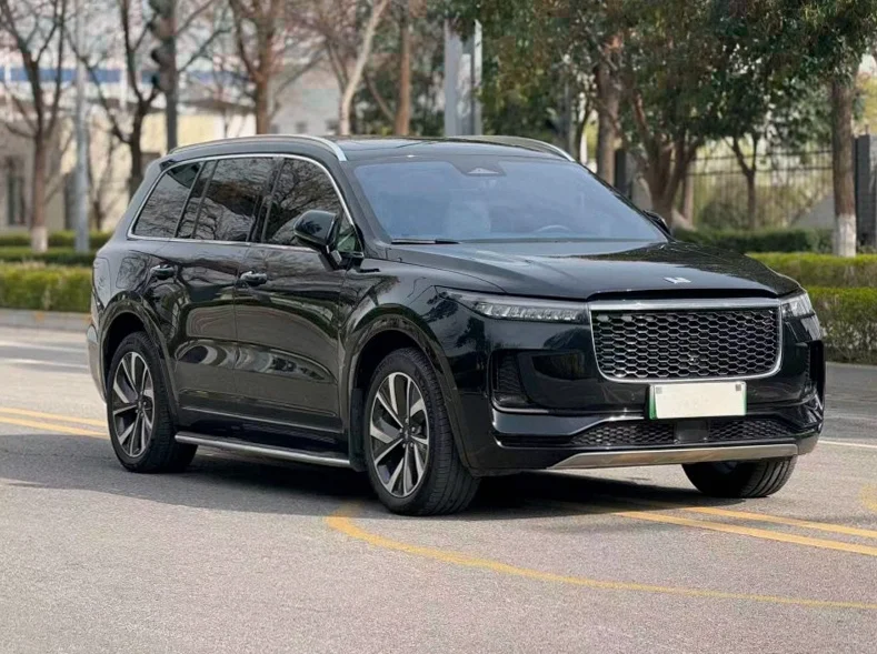 理想ONE 正面外观二