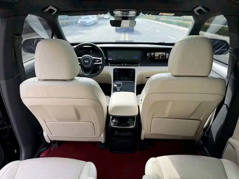 理想ONE 后面外观二