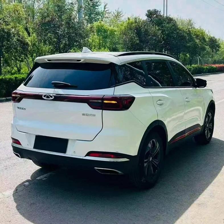 奇瑞瑞虎 驾驶室