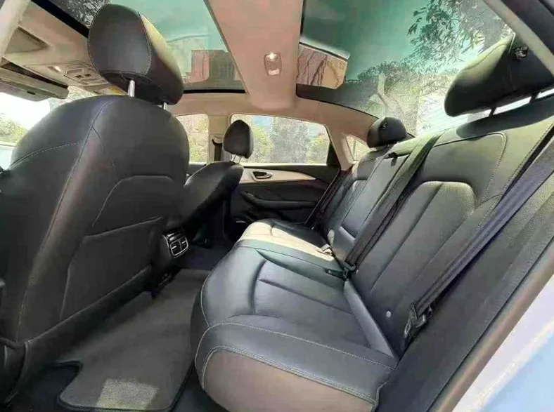 上汽集团飞凡ER6 后面外观二