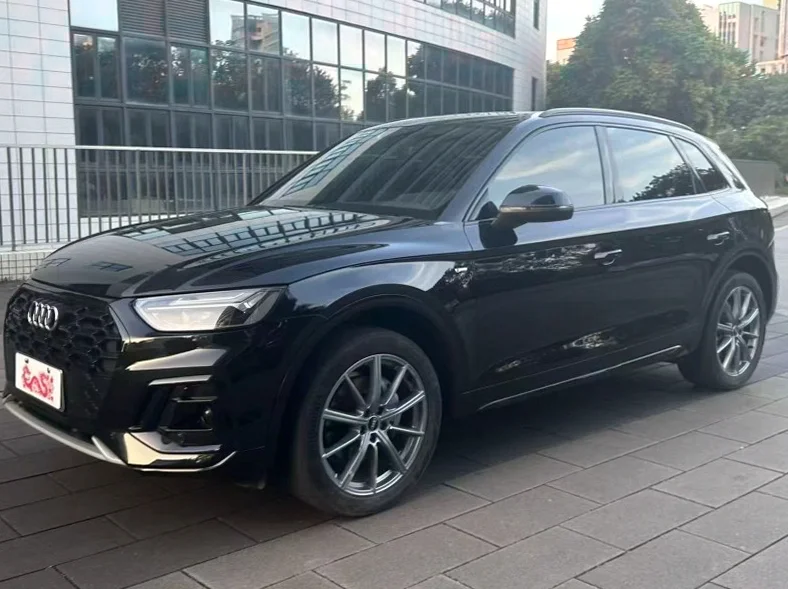 奥迪Q5 正面外观三