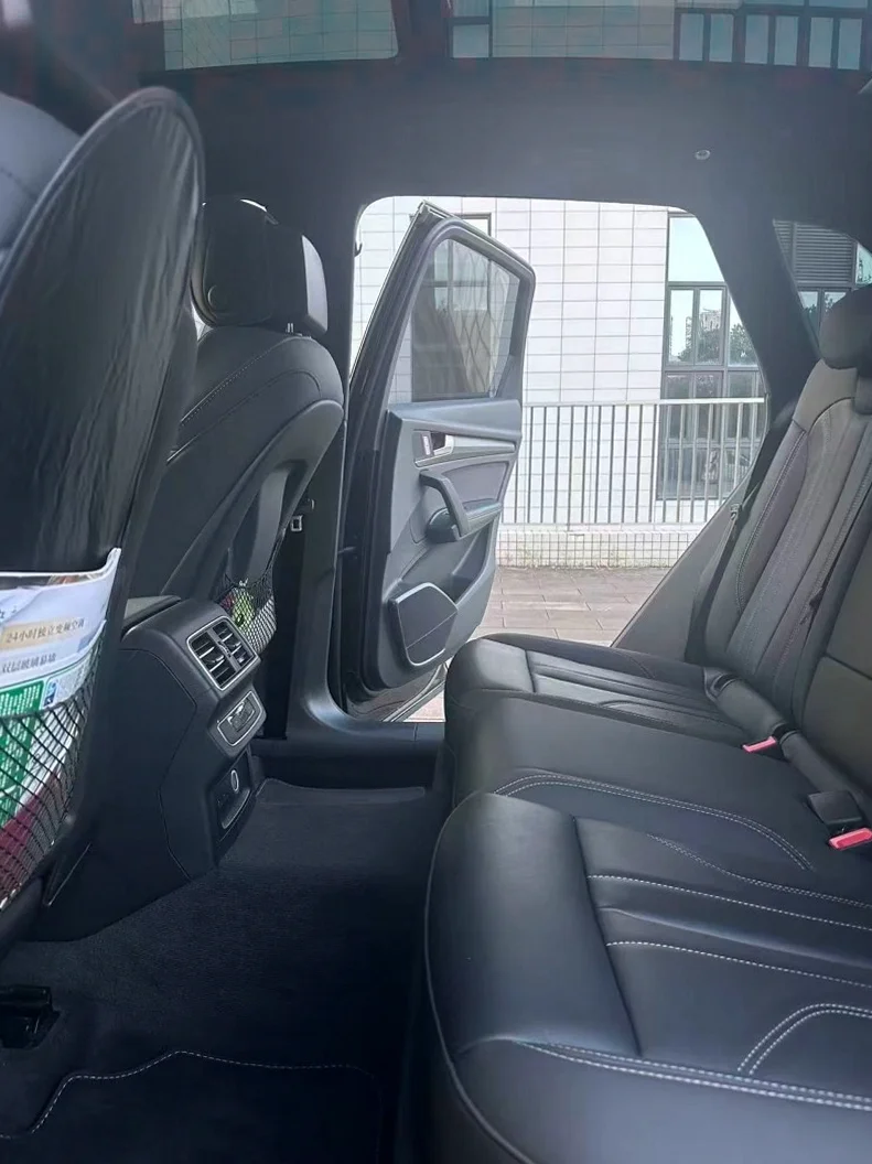 奥迪Q5 后面外观三