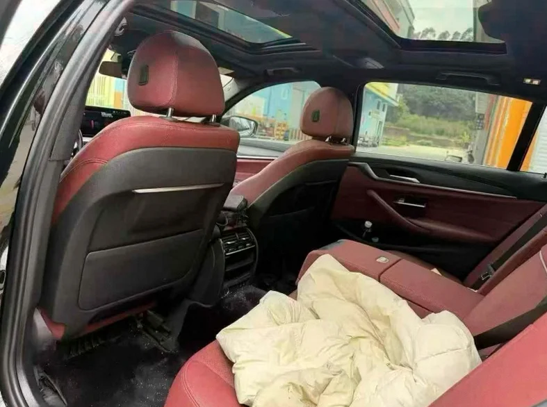 宝马5系 后面外观二