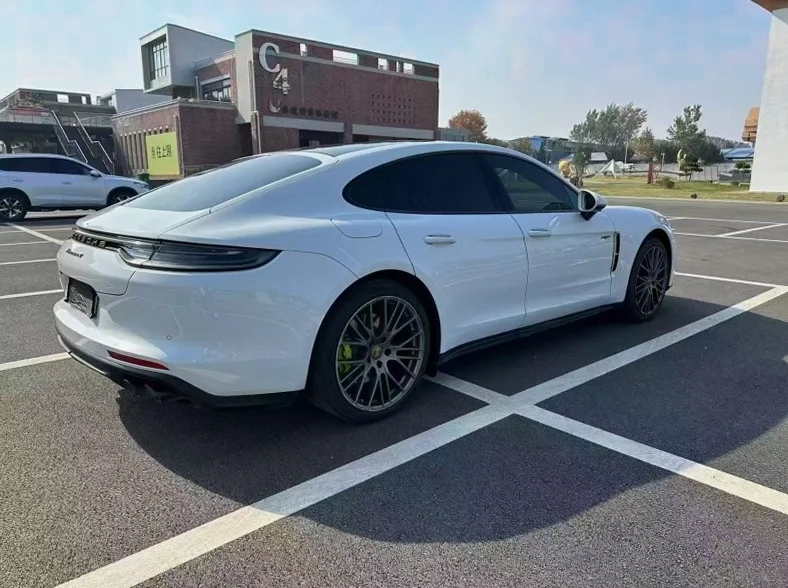 保时捷帕拉梅拉 内饰前排