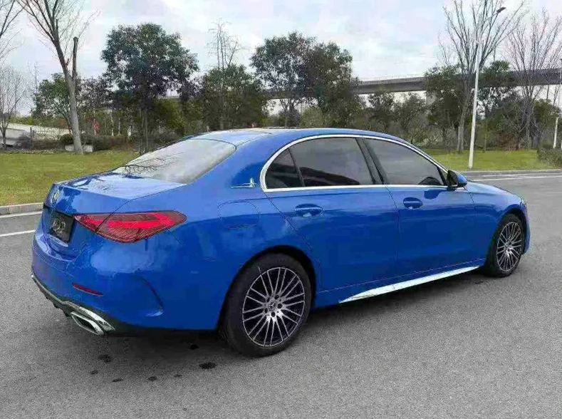 奔驰C 内饰前排