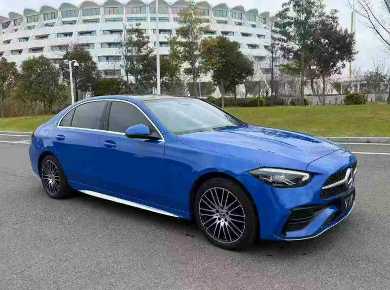 奔驰C 正面外观三