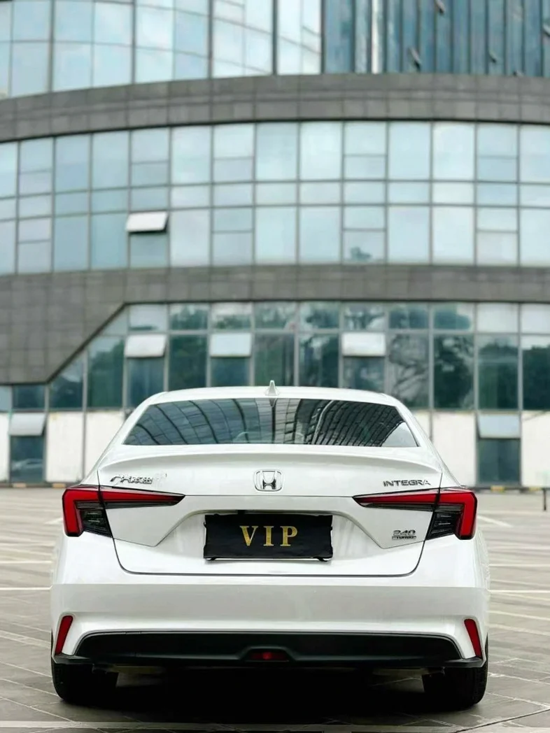 本田型格 内饰后排