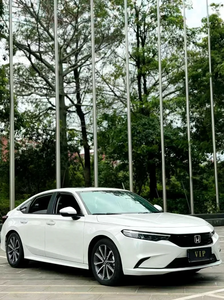 本田型格 正面外观二