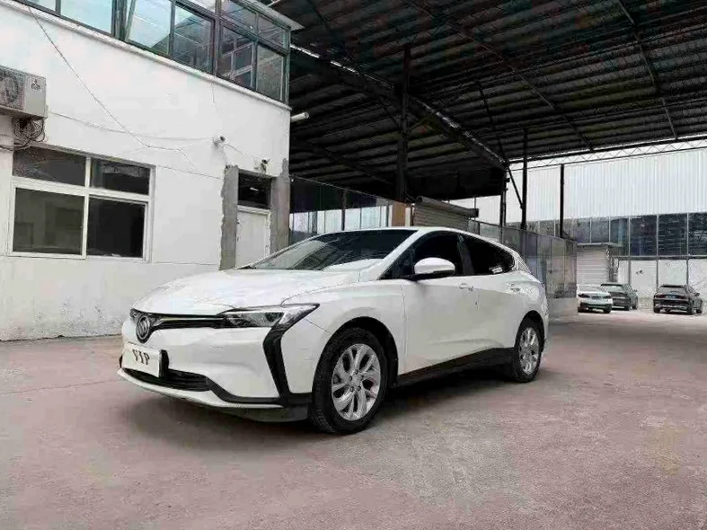 别克微蓝 正面外观二