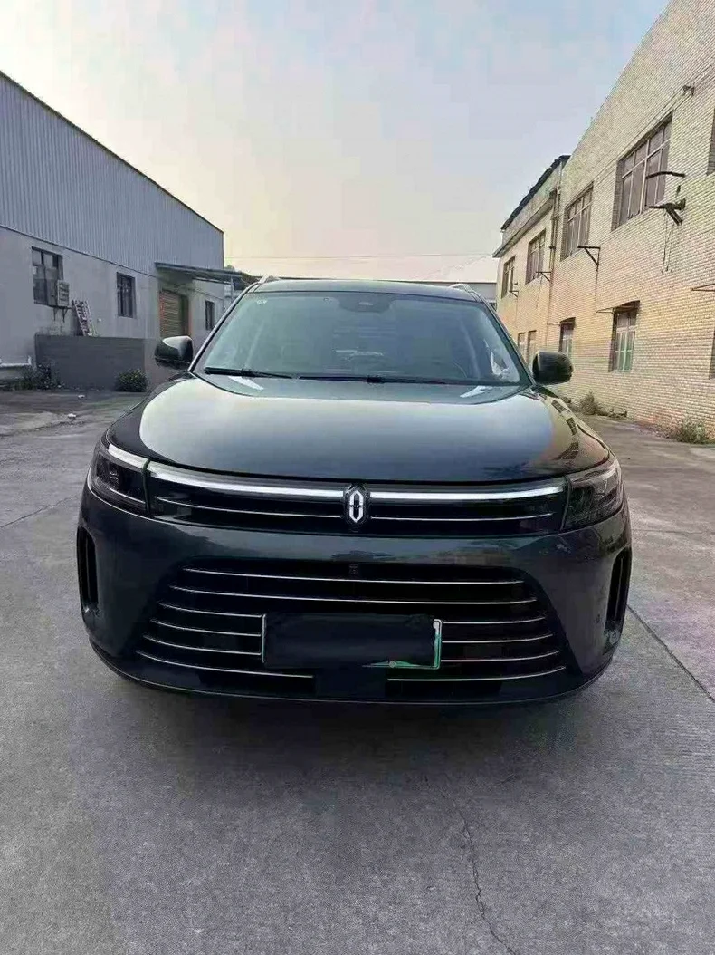 23年华为智选问界M7 1.5T增程六座四驱豪华版