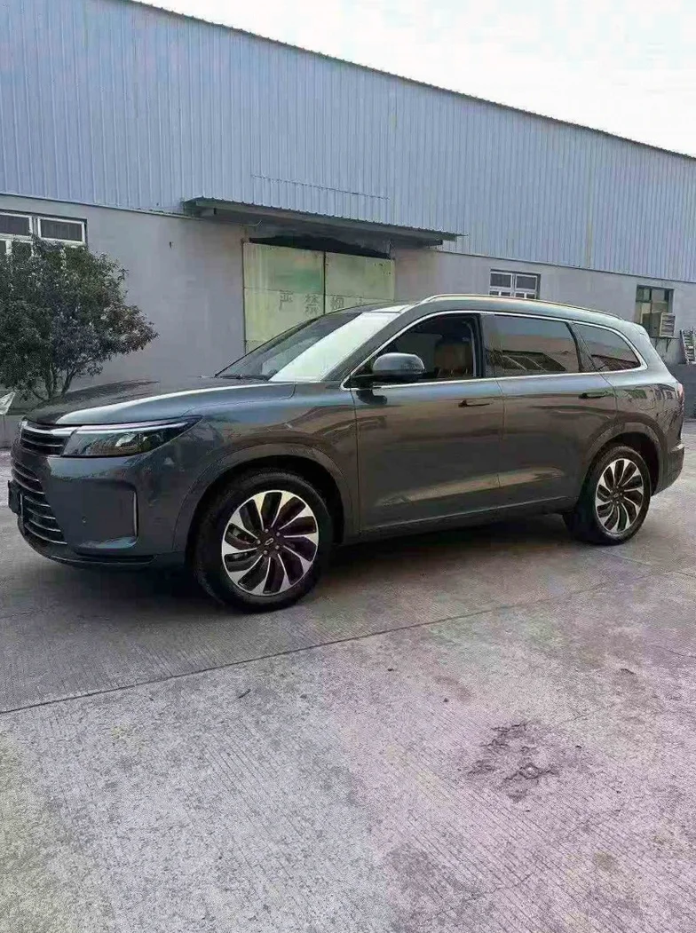 华为智选问界 正面外观三