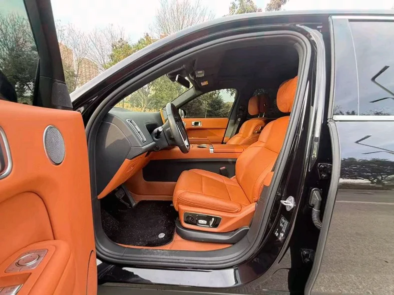 理想L7 后面外观一