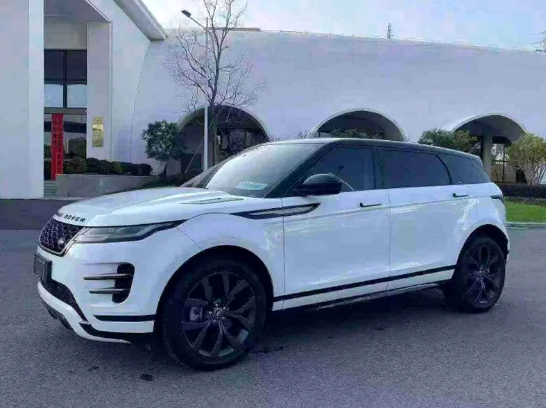 路虎极光 正面外观二