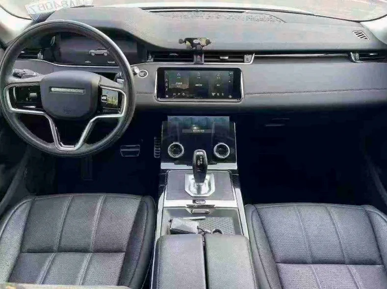 路虎极光 后面外观二