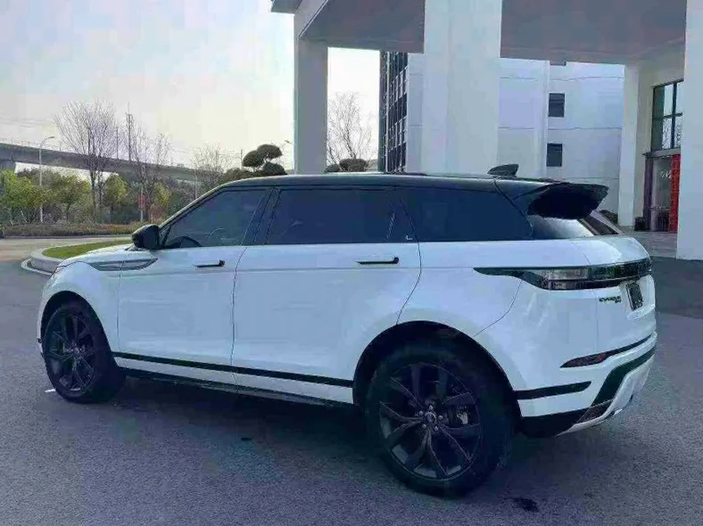 路虎极光 后面外观三