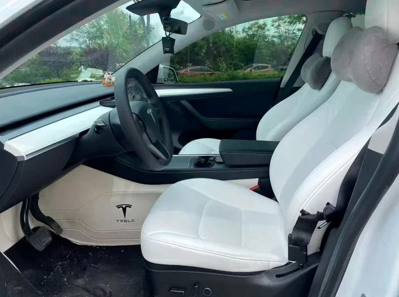 特斯拉MODEL 后面外观三