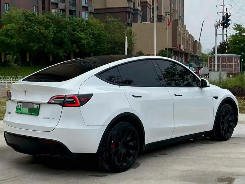 特斯拉MODEL 内饰后排