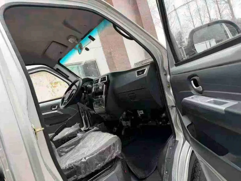 东风凯普特 后面外观三