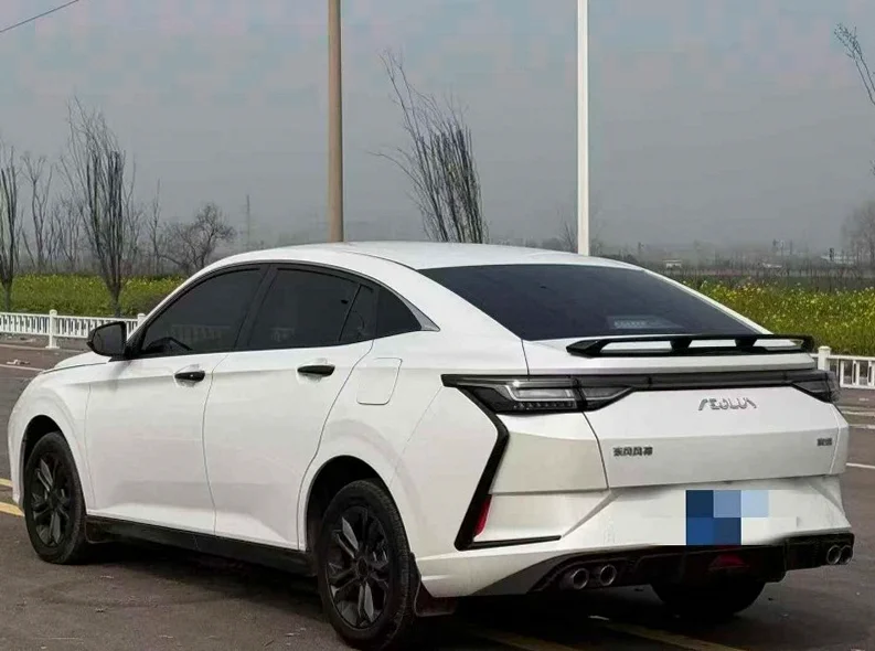 东风奕炫 内饰前排