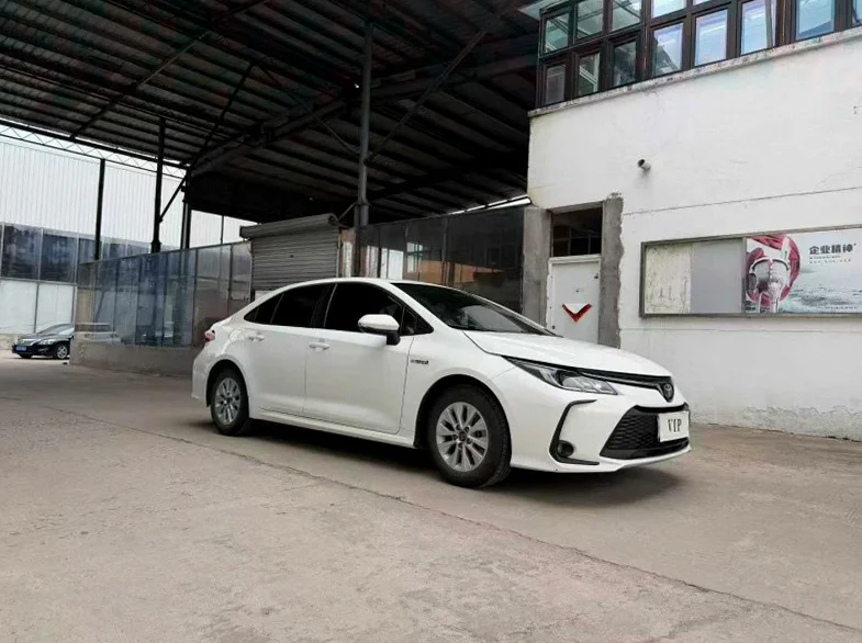 丰田卡罗拉 正面外观三