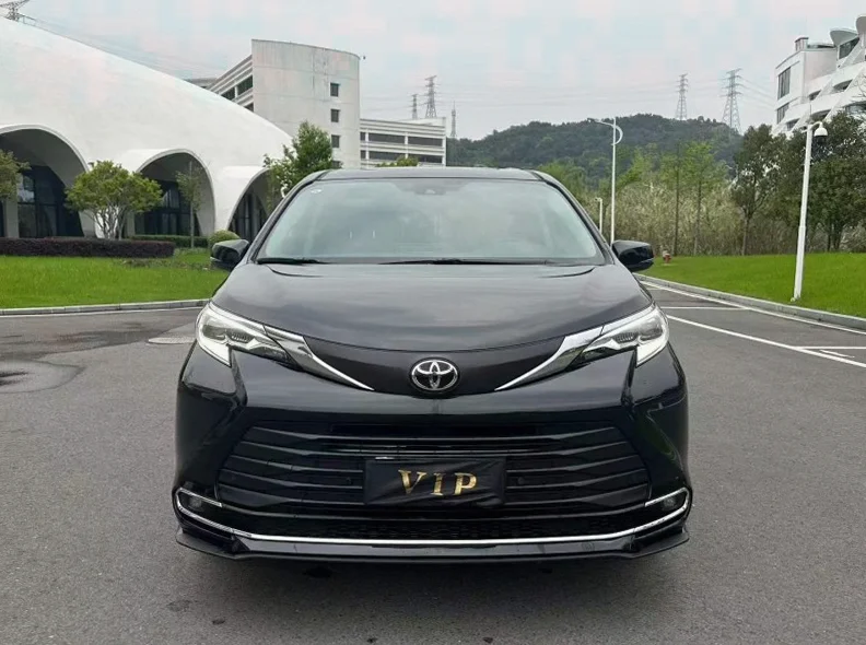 24年丰田塞纳混动高配