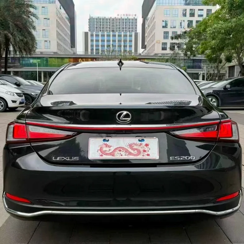 雷克萨斯ES 驾驶室