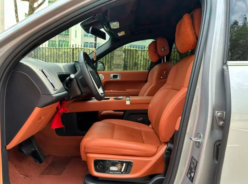 理想L9 后面外观三