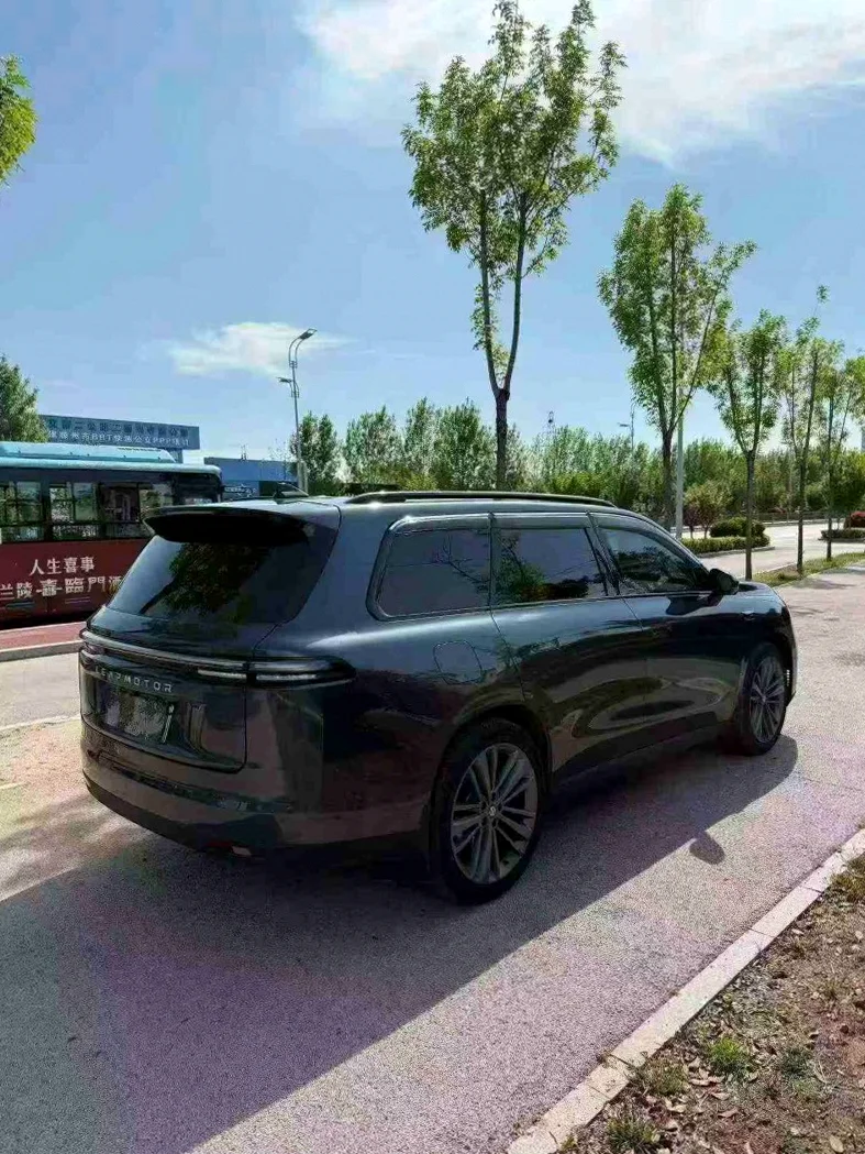 零跑汽车C16 后面外观一