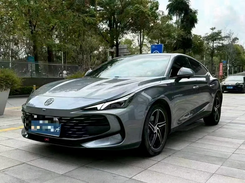 名爵7 正面外观三